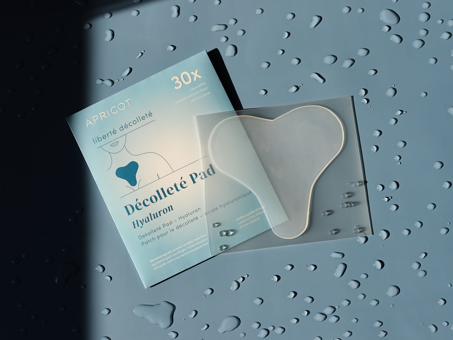 REUSABLE BEAUTY PATCH WITH HYALURONIC ACID FOR THE DÉCOLLETÉ