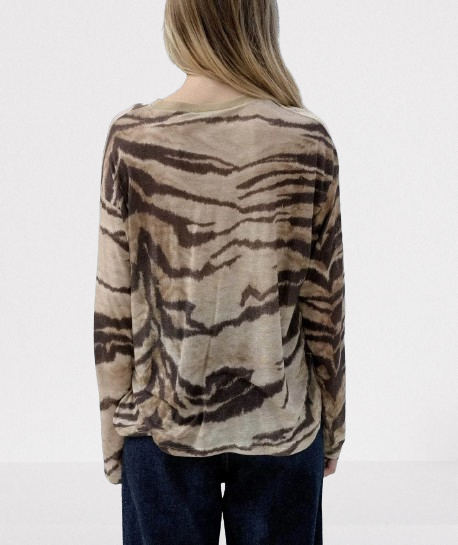 Tiger long-sleeved T-shirt